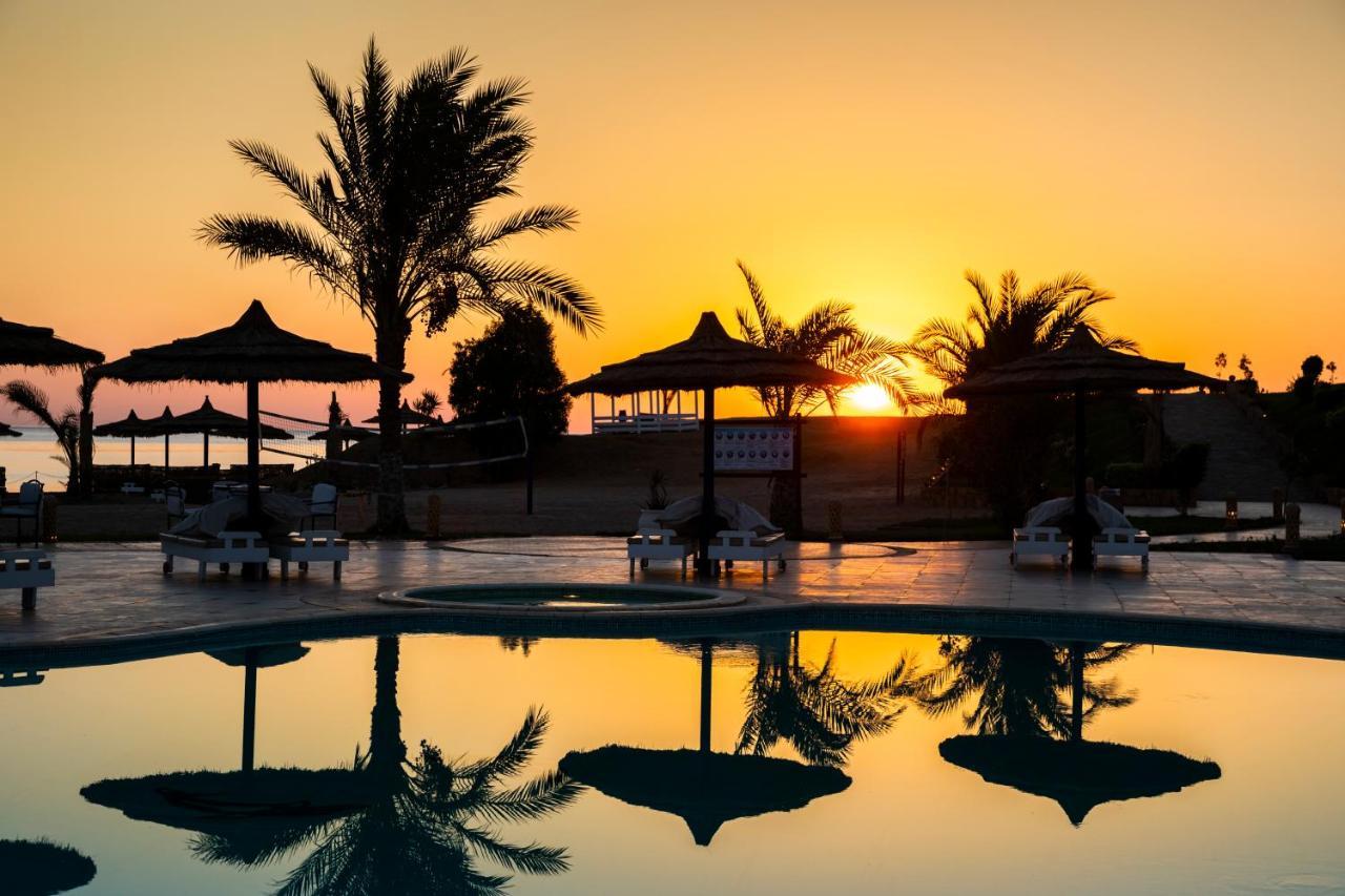 Coral Sun Beach (Adults Only) Safaga Luaran gambar